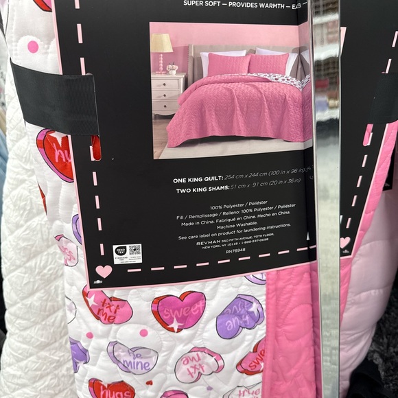 Sweetheart Pink and White king Quilt Set